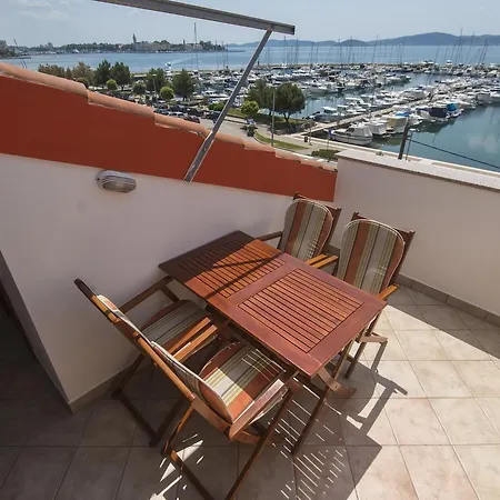 Onorina Apartament *